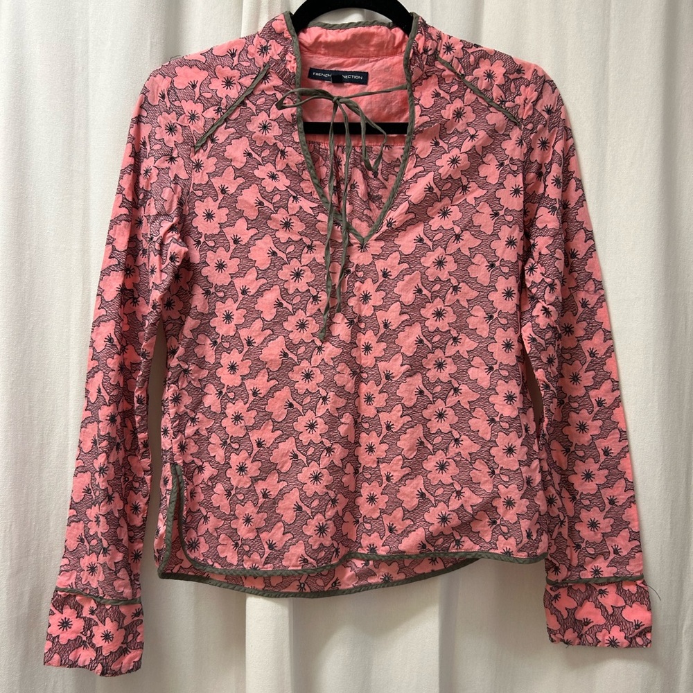 French connection green and pink floral‎ blouse 6